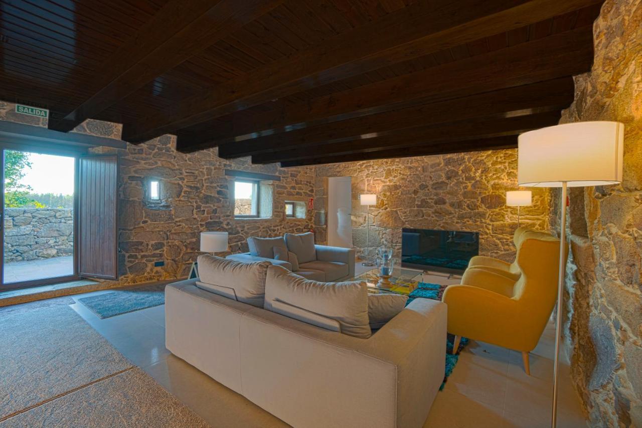 Hotel As Torres Da Hermida Монтерросо Экстерьер фото